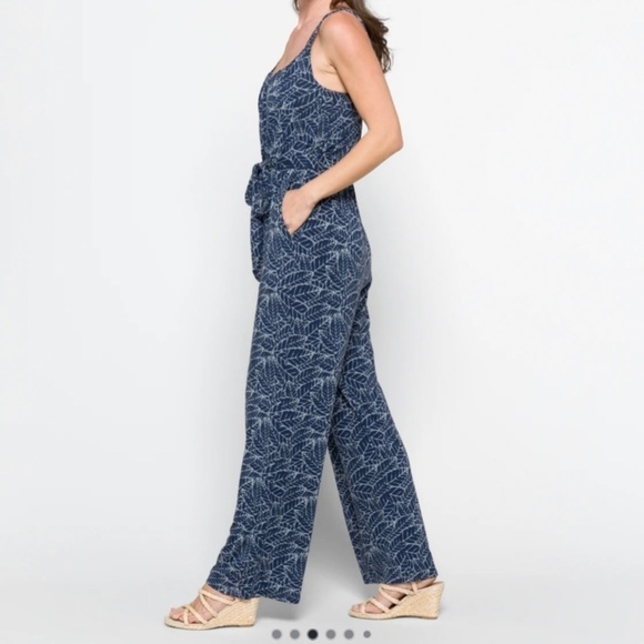Market & Spruce Florence Knit Jumpsuit Leaf Print Blue NWT - Picture 15 of 16